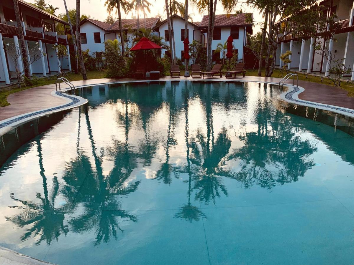 Palm Garden Ayurveda Resort 阿杭格默 外观 照片